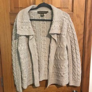 Inis Crafts 100% Irish Wool Sweater